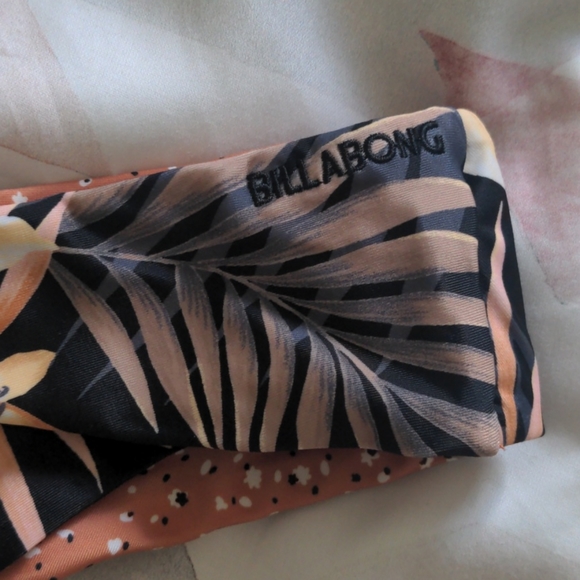 Billabong Safari Nita reversible Fiji bottoms - Picture 3 of 4